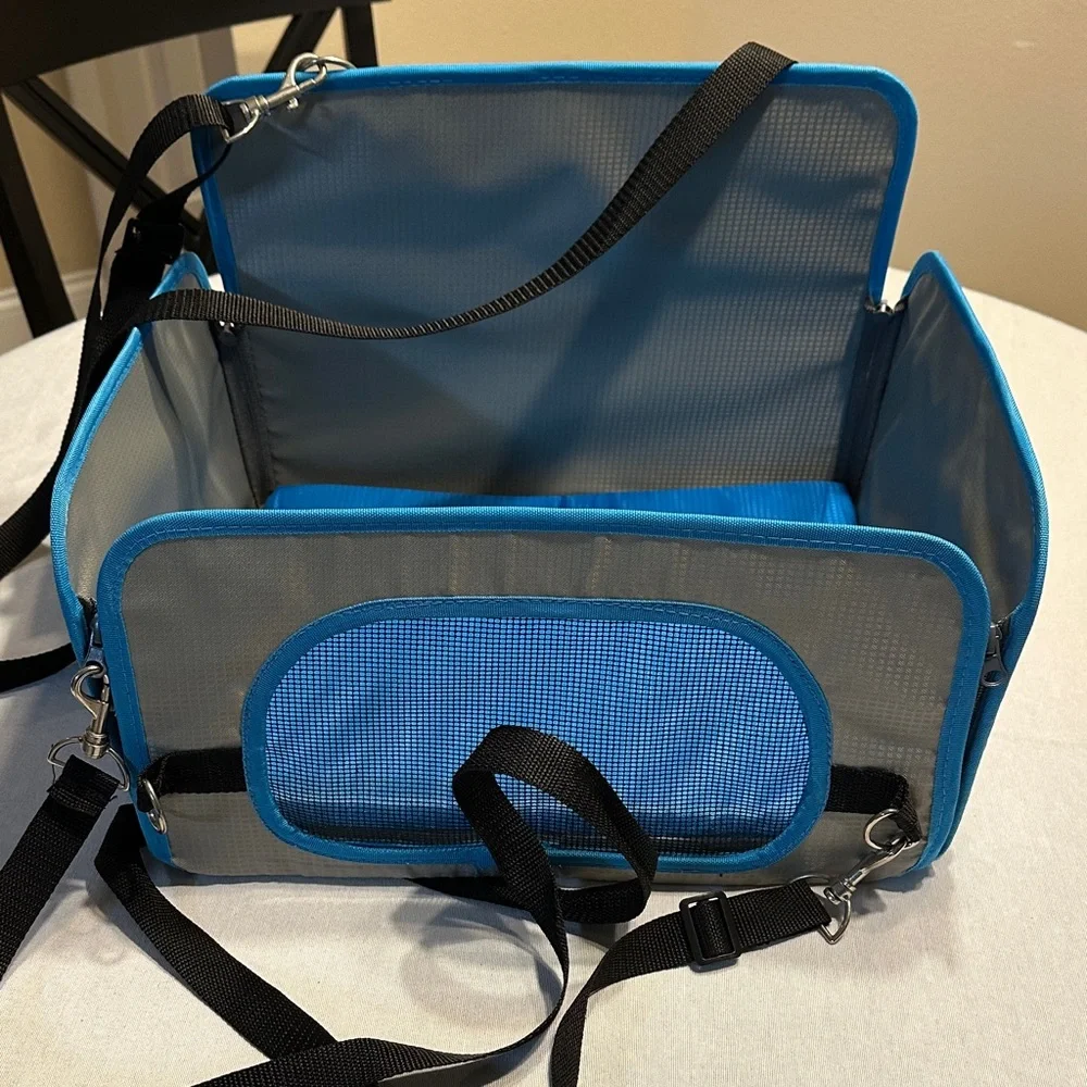Pet Car Seat with Mesh Windows